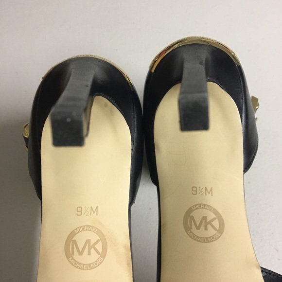 MICHEAL Micheal Kors Black Ankle Strap Heels  - Picture 5 of 6